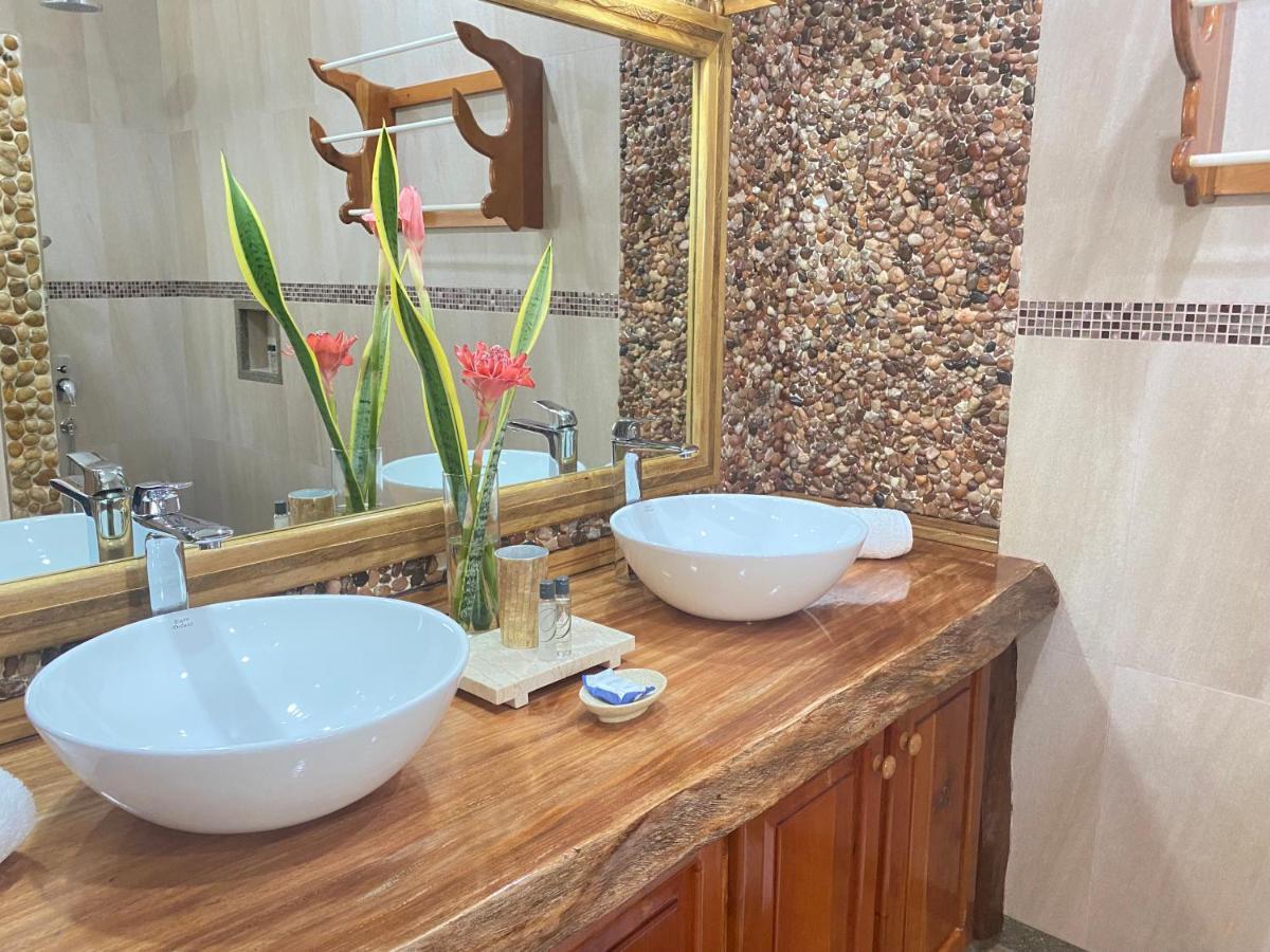 Calou Guest House La Digue Exterior foto
